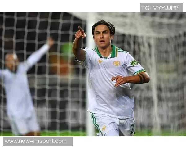 意天空报道冬季新援马伦首发出战罗马力争避免被都灵三杀之痛 意天空报道冬季新援马伦首发出战罗马力争避免被都灵三杀之痛